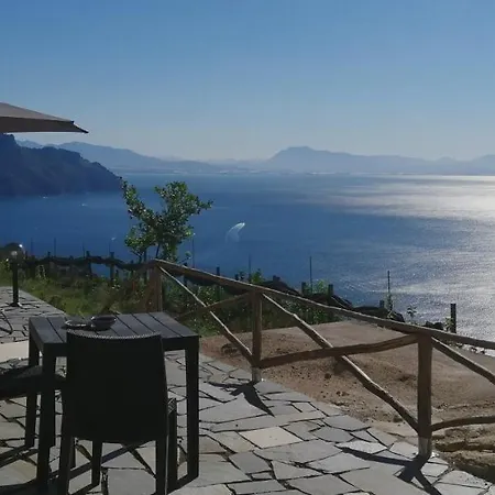 Lägenhet Le Finestre Di Amalfi